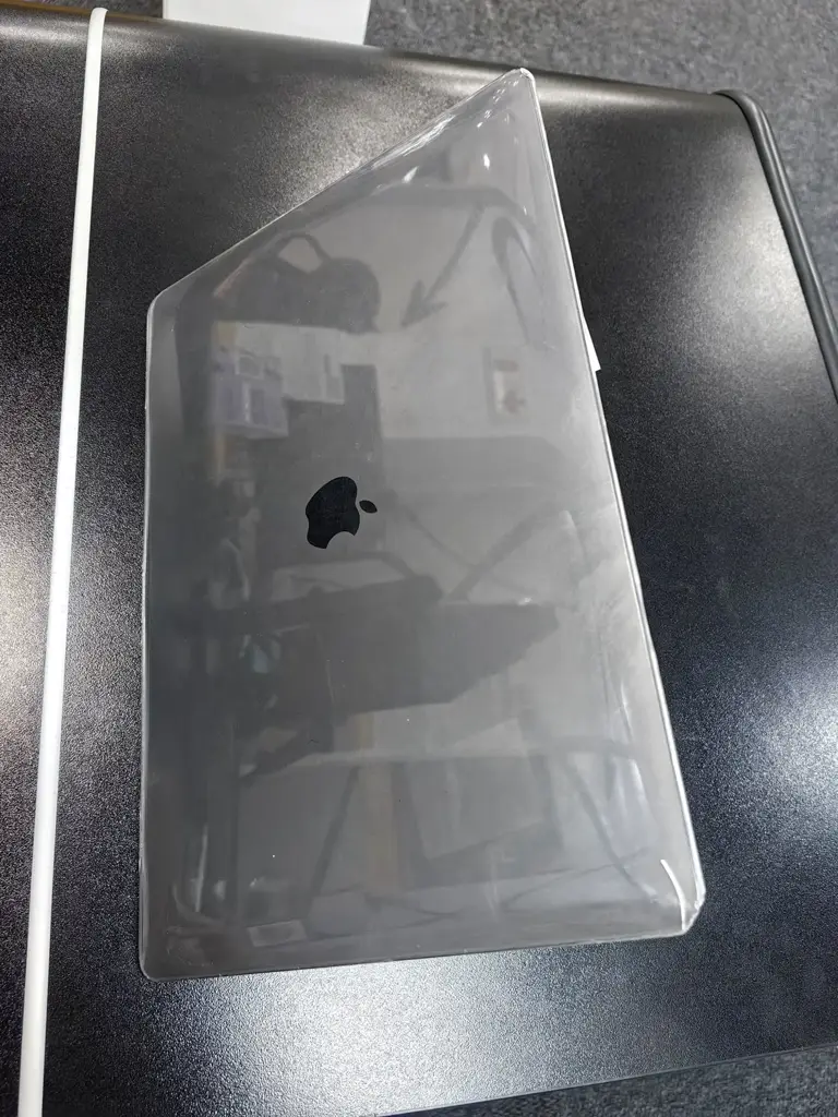 Apple Laptop Macbook Pro 16-Inch 2019 - View 3