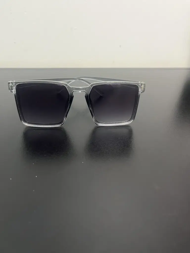 Sunglass