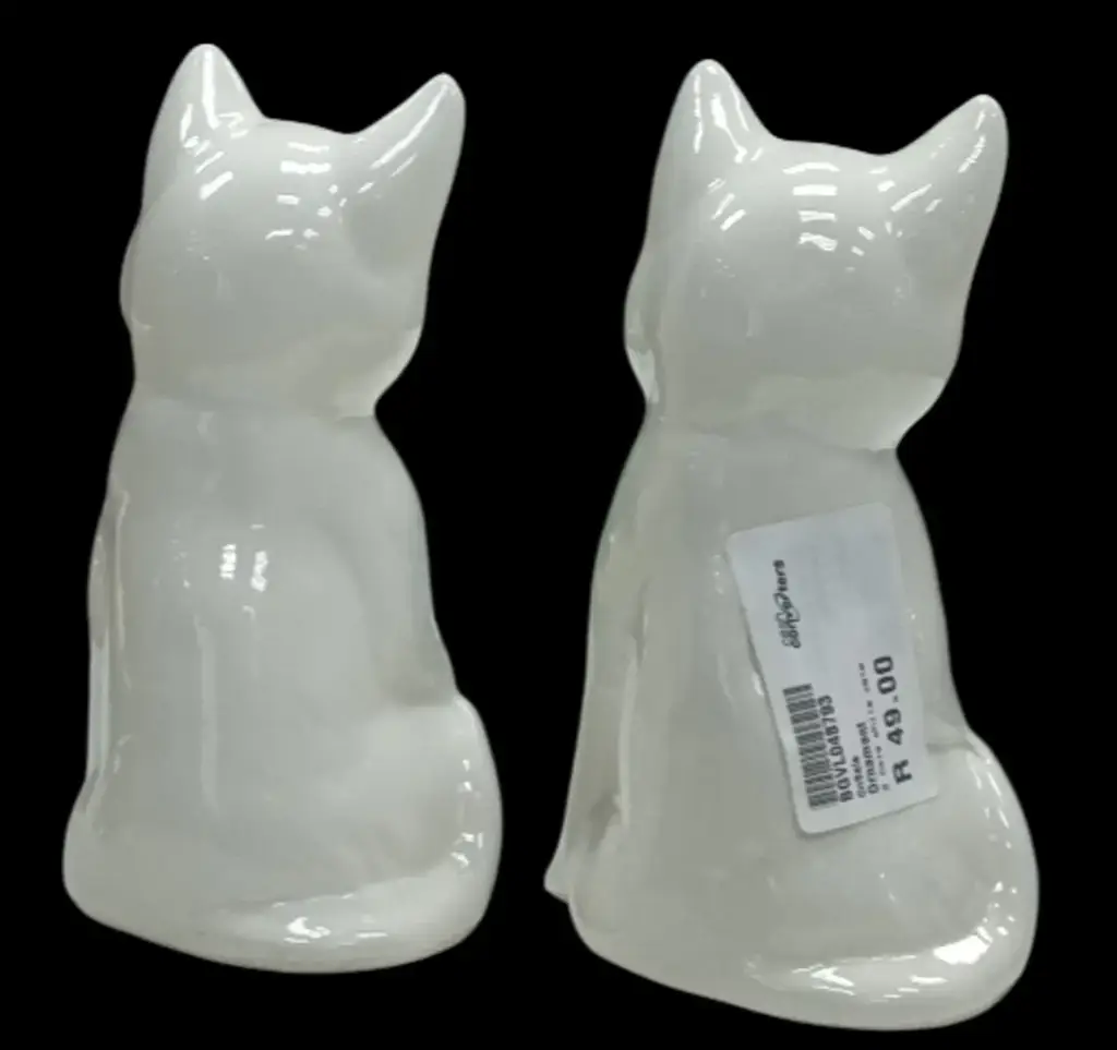 2 White Ornament Cats - View 2