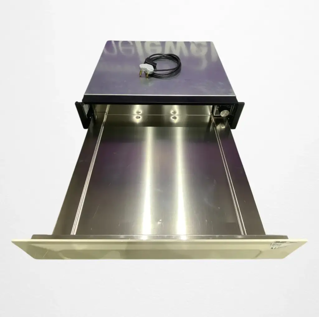 Smeg Cpr915 Warming Drawer.