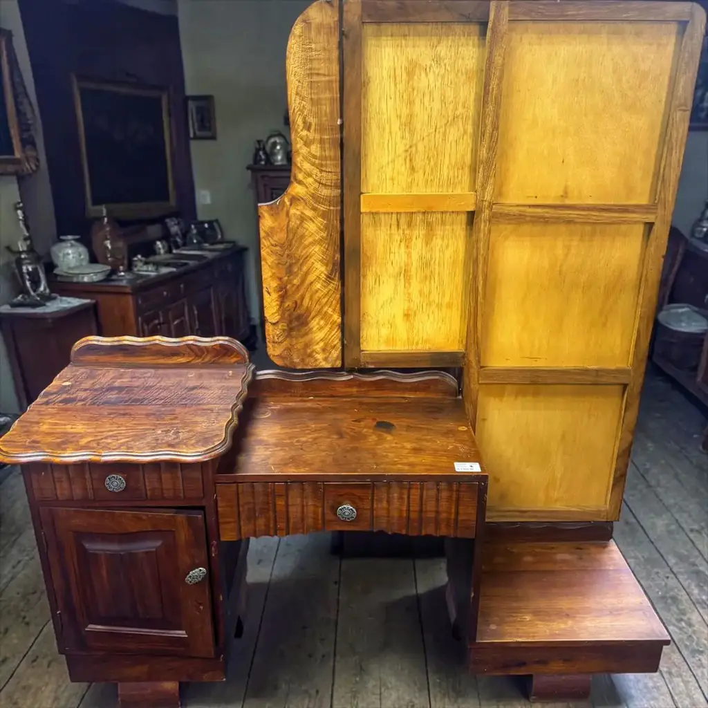 Antique Wooden Dressing Table