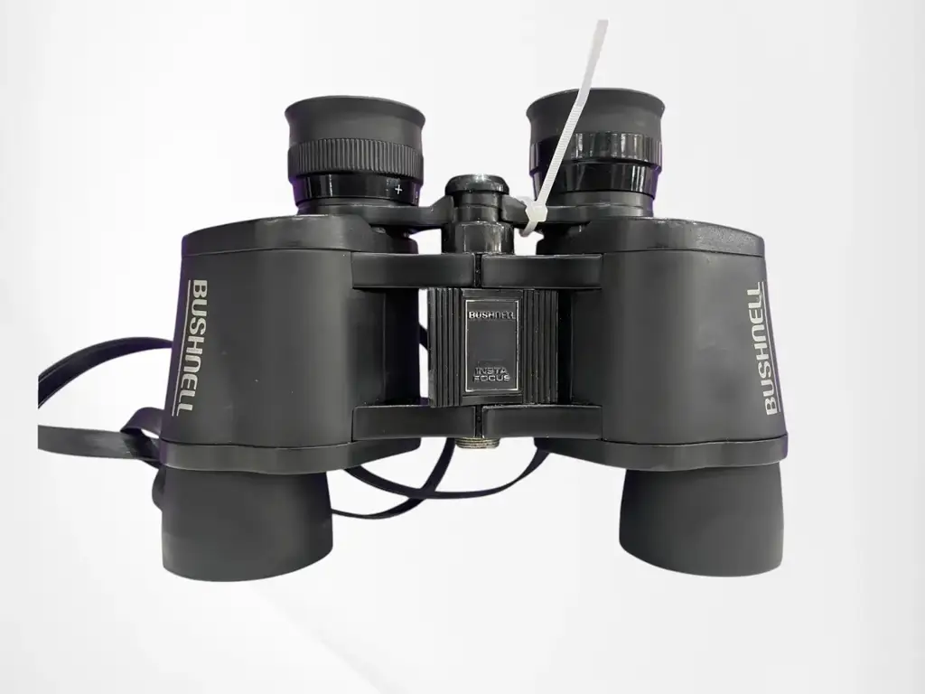 Bushnell Falcon 7X35 Instafocus Binoculars.