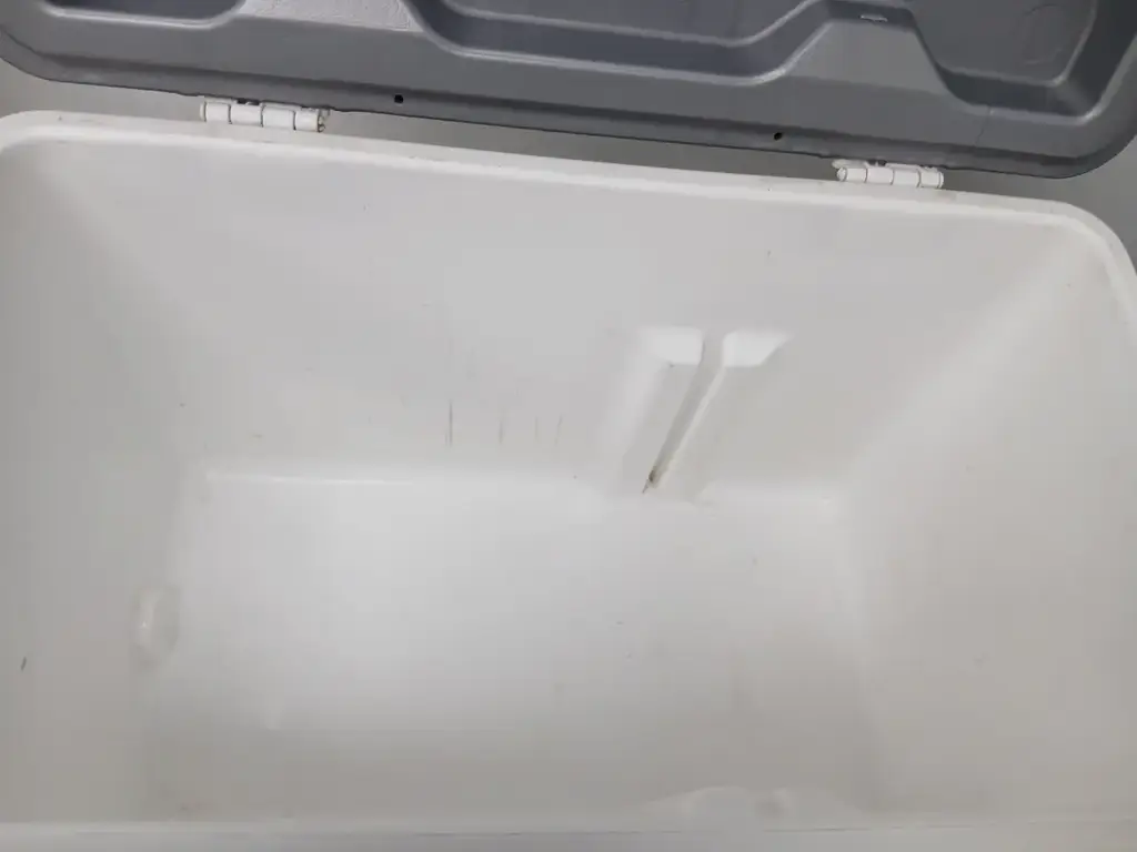 Big Jim 45 Liters Coolerbox - View 2