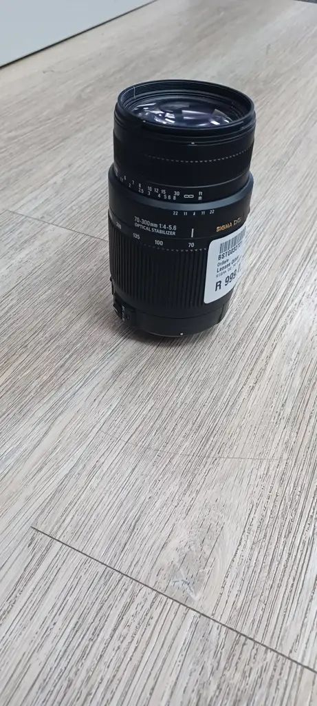 Sigma 70-300Mm F4-5.6 Dg Macro Overview - View 3