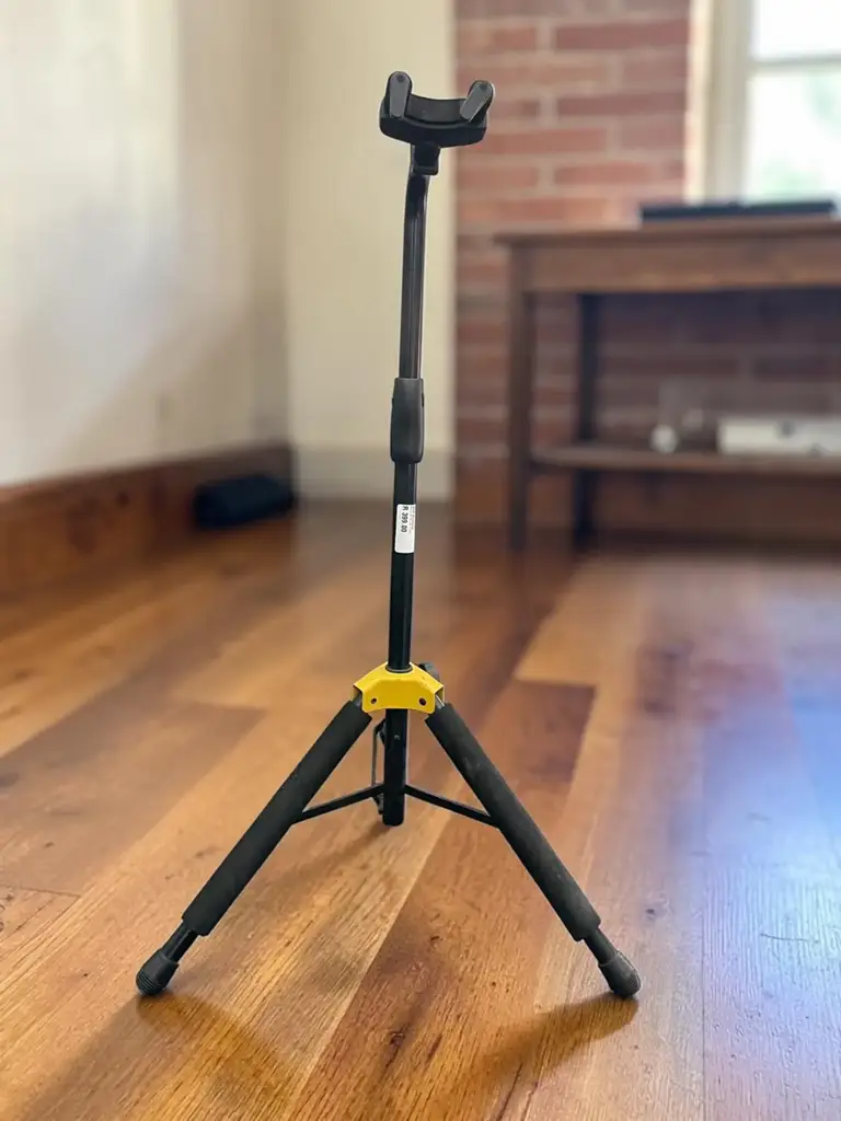 Hercules Gs414bplus Guitar Single Stand With Auto-Grip Yoke