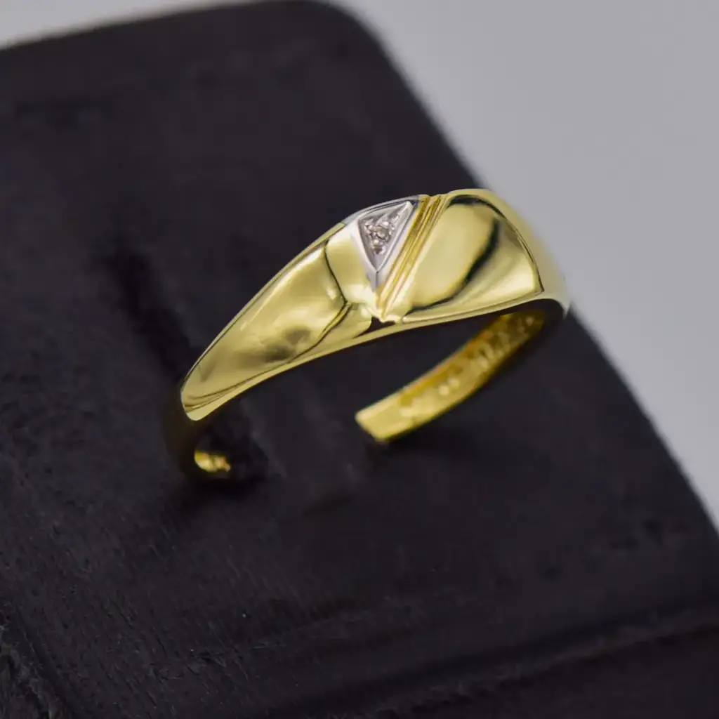 9ct Yellow Gold Dress Ring - View 2