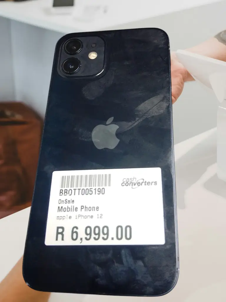 Iphone 12 - View 2