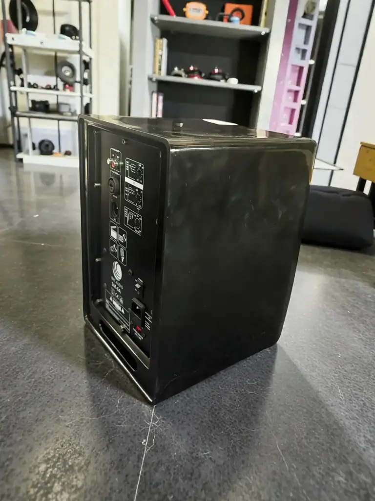 Bnc Audio Sm-6A - View 2