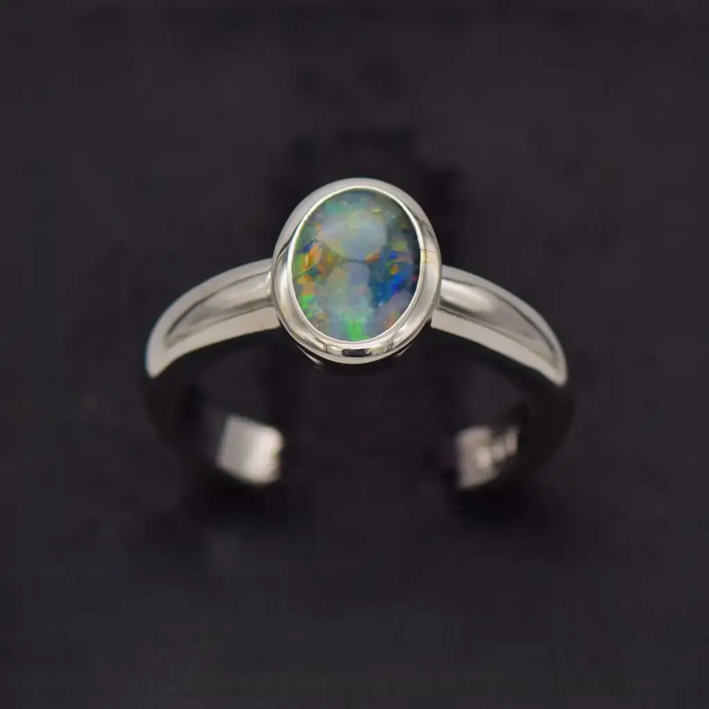 9ct White Gold Dress Ring