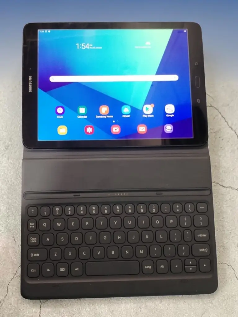 Samsung Galaxy Tablet S3 9.7 - View 2