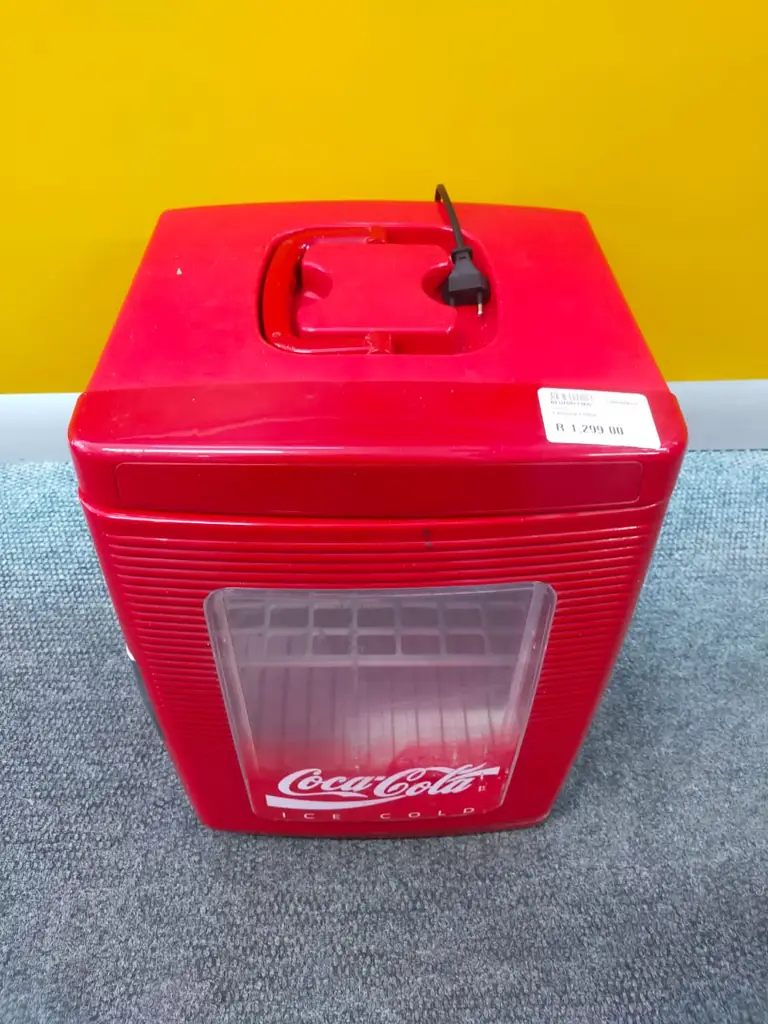 Cocacola 25L Mini Fridge - View 4