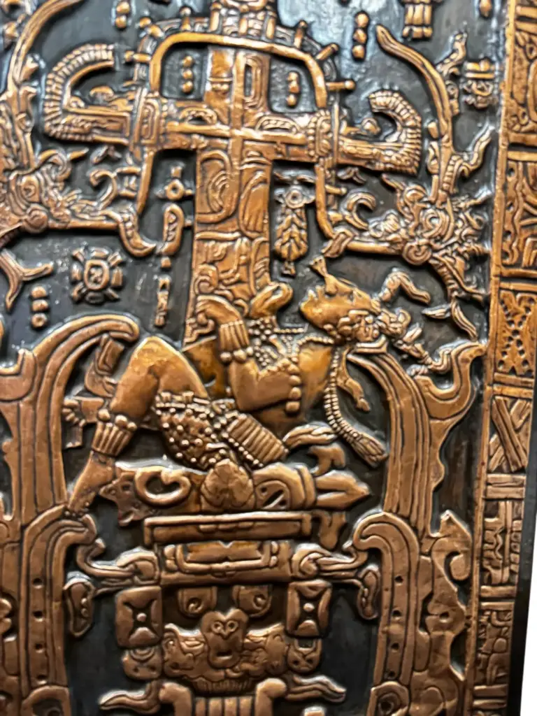 3D Relief Artwork Sarcophagus Lid Of Mayan King - View 4