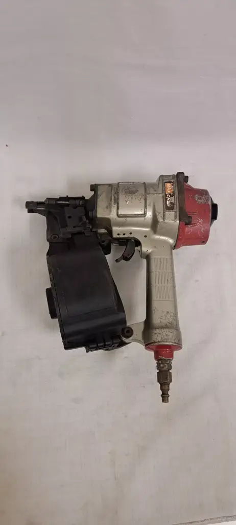 Max Cn55 Nail Gun - View 2