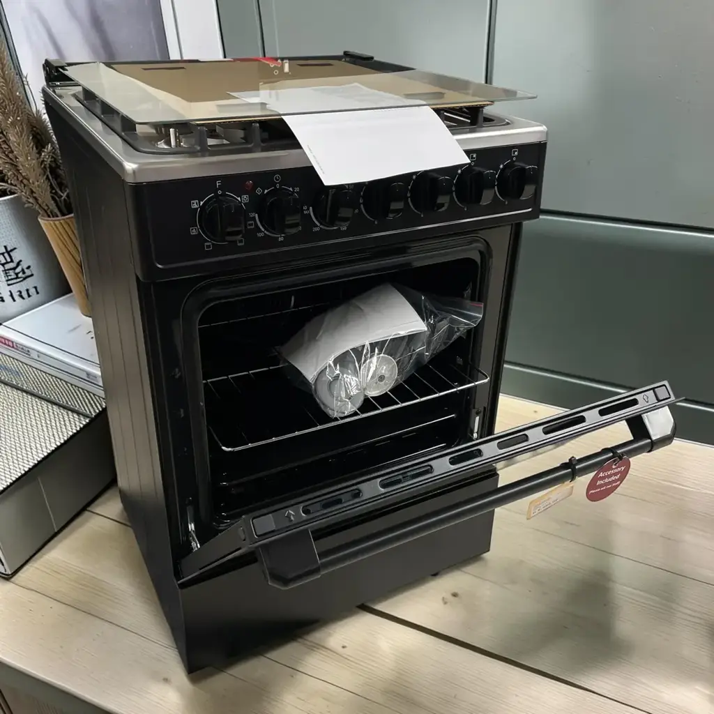 Bennett Read Fusion 60Cm Free Standing Gas Or Electric Stove/Oven - View 2