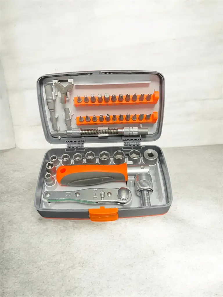 38Pcs Hand Tool Set Mechanics Kit 1/4" Ratchet Socket Wrench - View 4