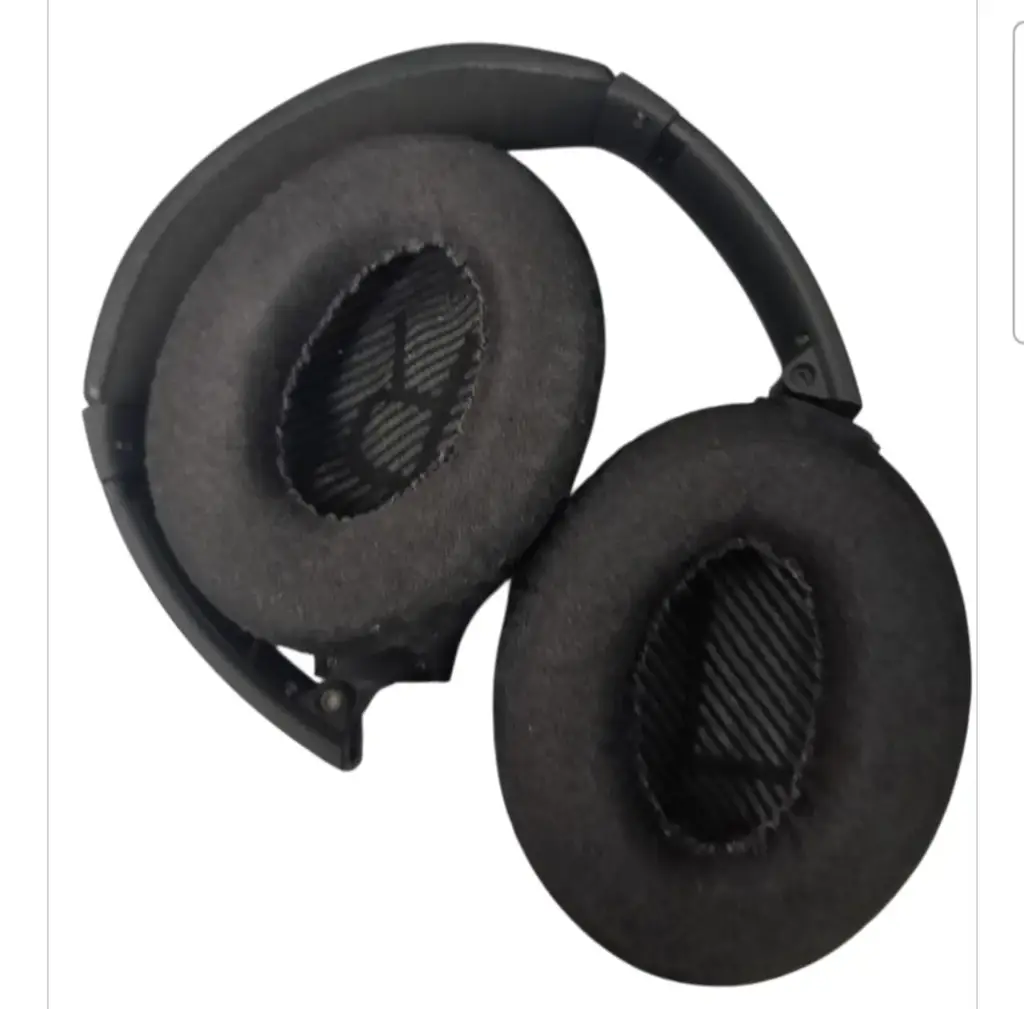 Bose Gen 3 Quiet Comfort Headphones - View 4