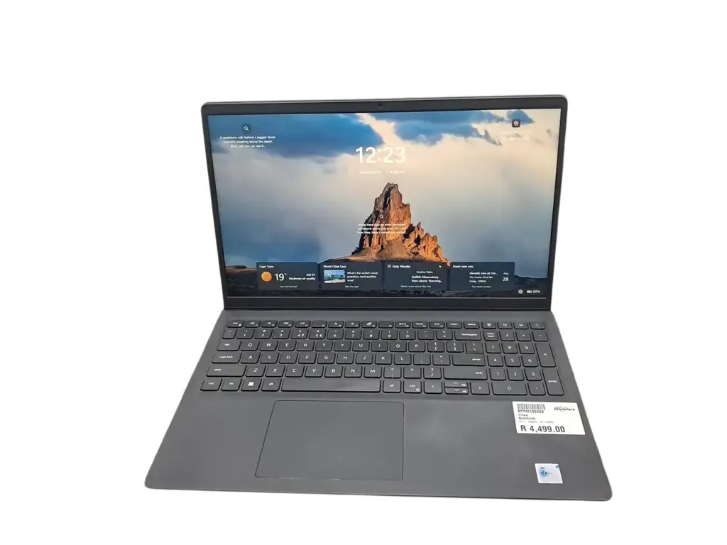 Dell Vostro 3520 Laptop