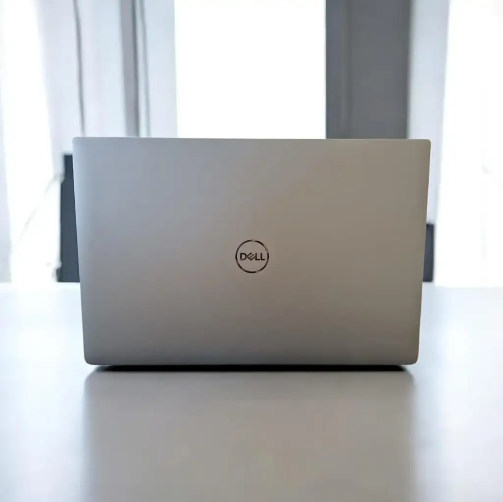 Dell Inc. Xps 15 9570 Notebook - View 2