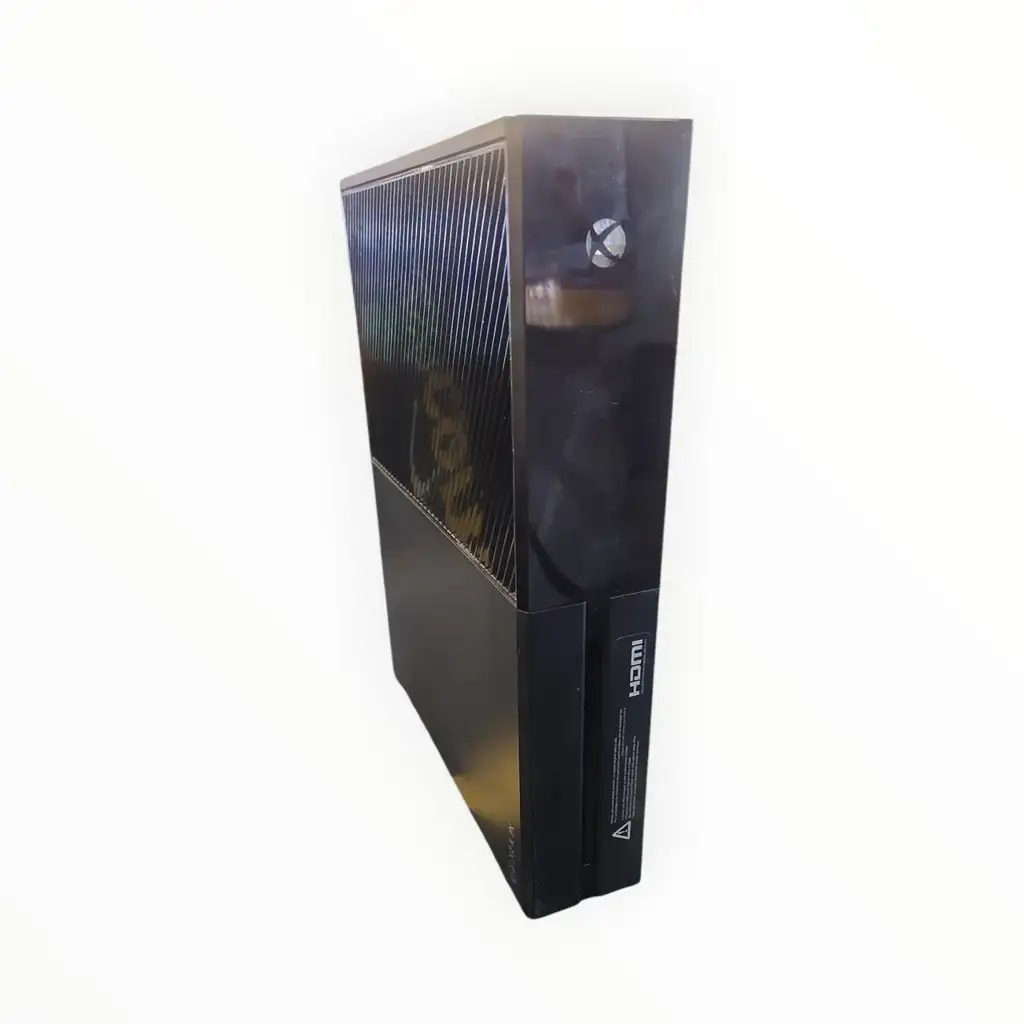 Xbox One 1Tb - View 2