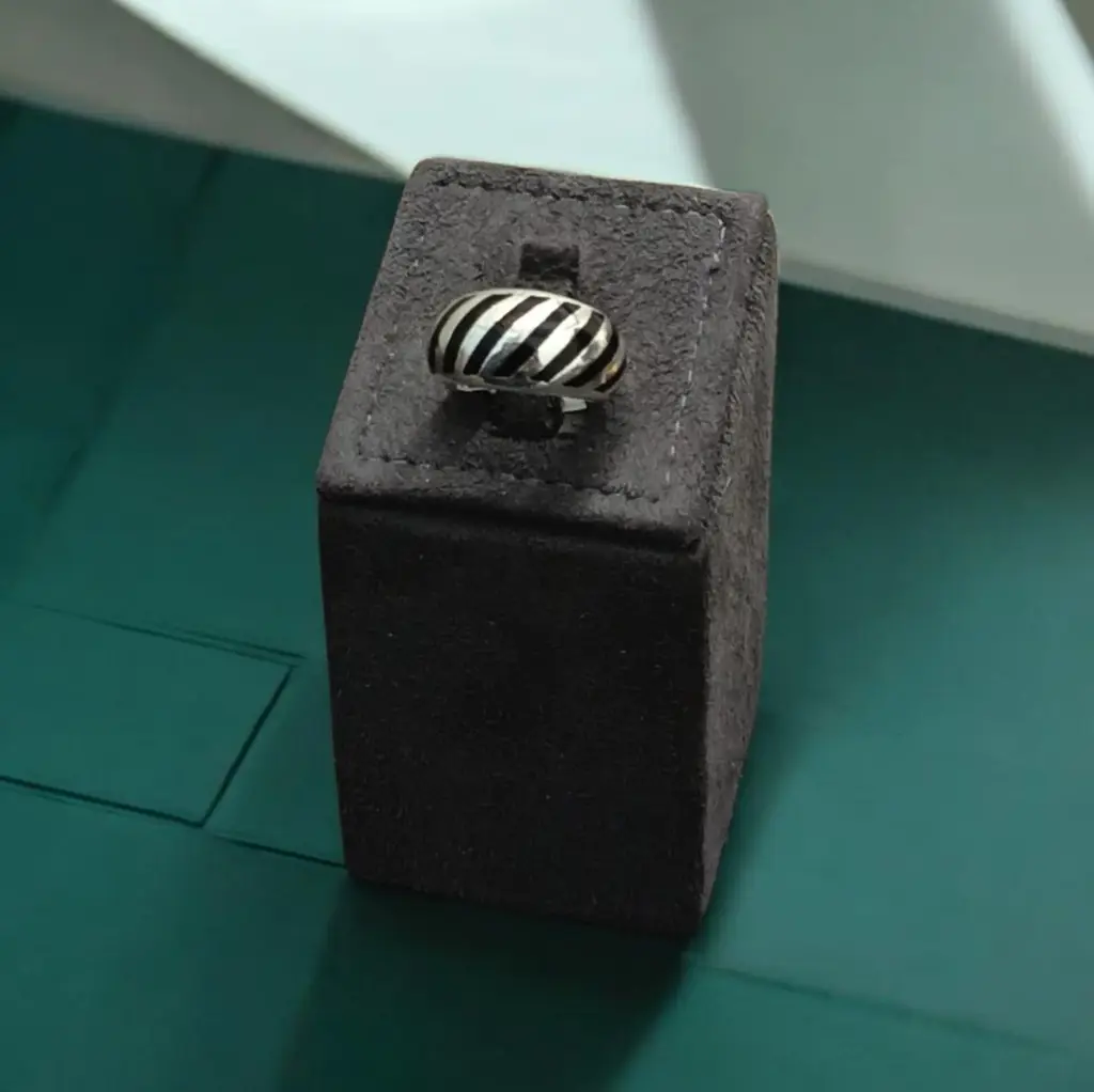 925 Sterling Silver Ladies Ring