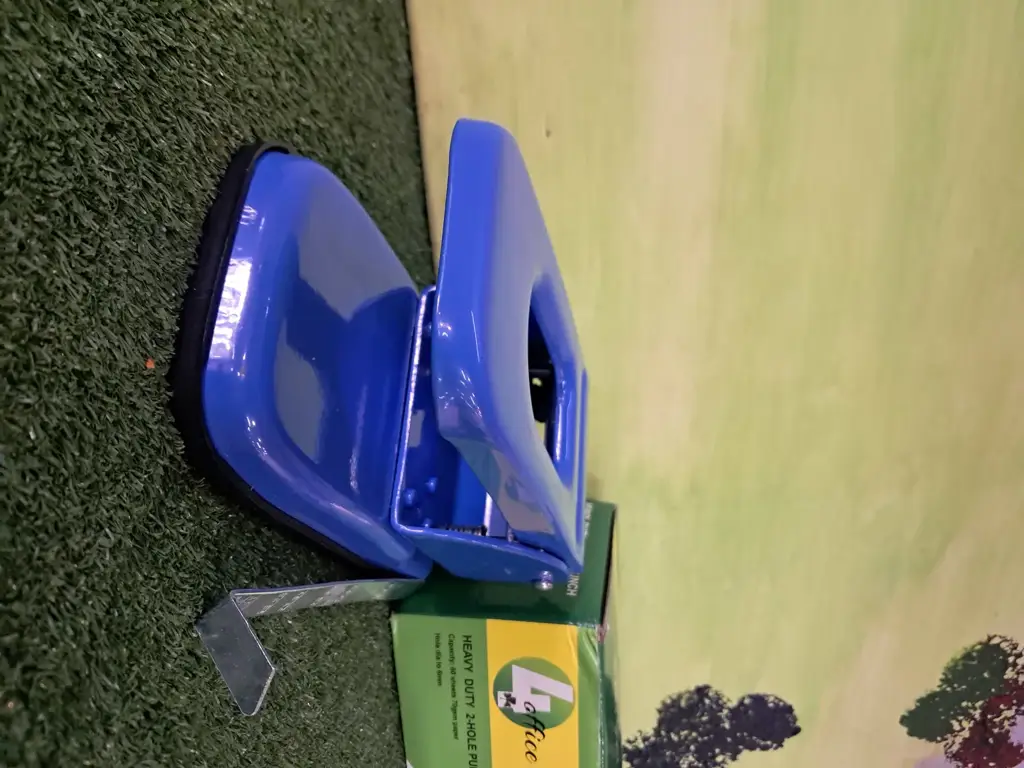Puncher 2 Hole - View 3