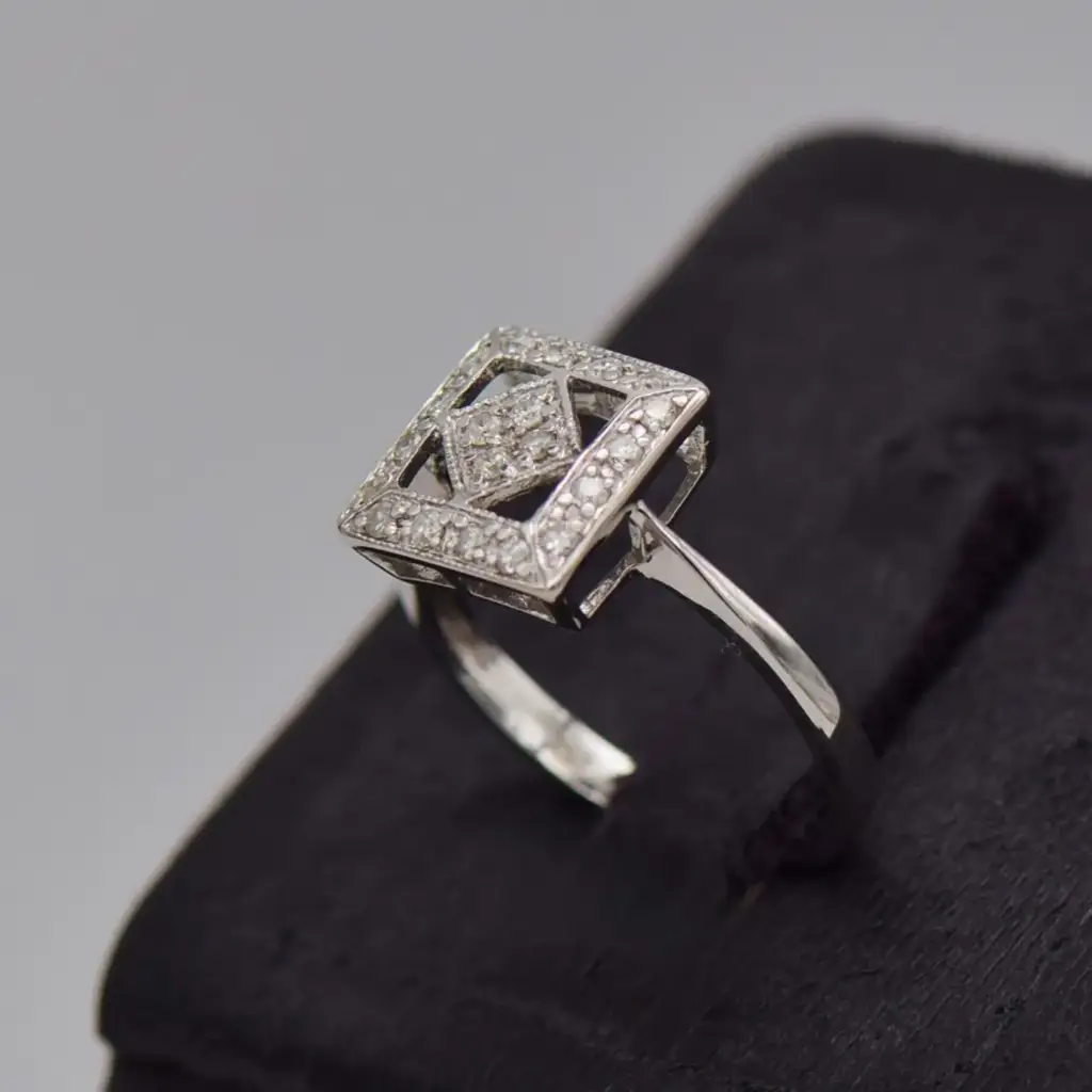18ct White Gold Dress Ring - View 3