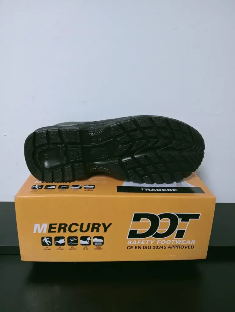 Mercury Dot Safety Footwear Size 4 - View 2