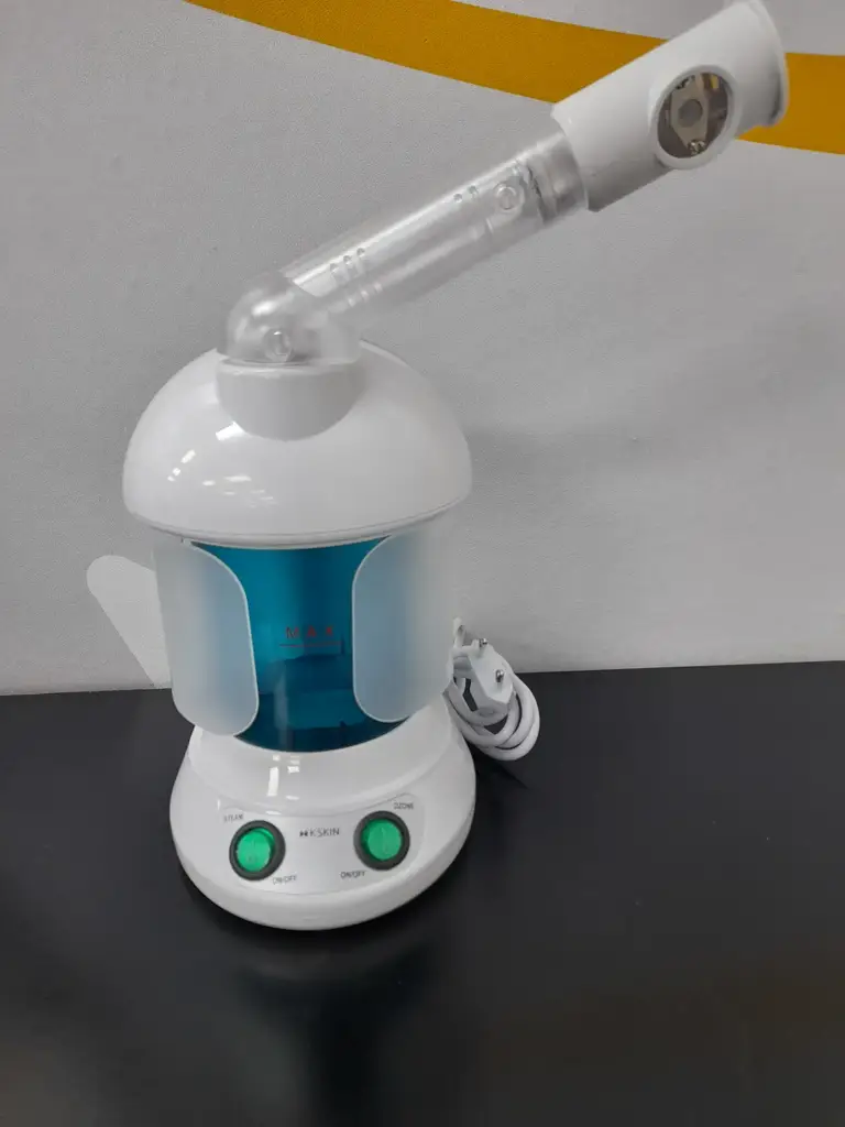 Steam Cleaner - View 2