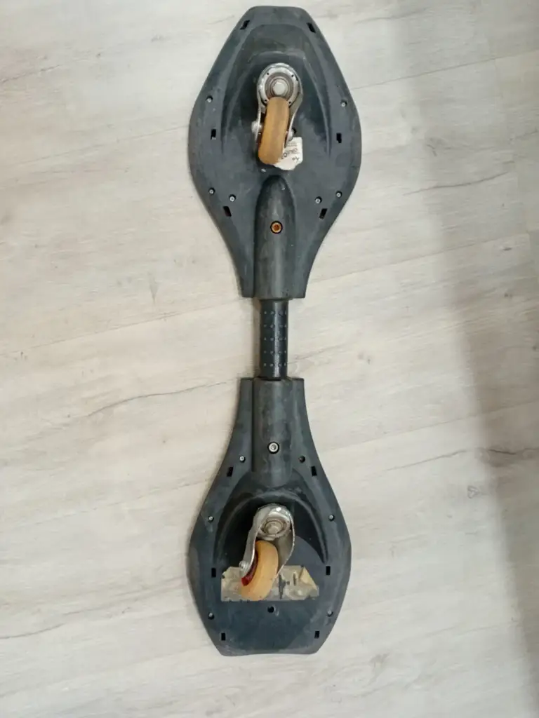 J-Board Skate Board - View 3