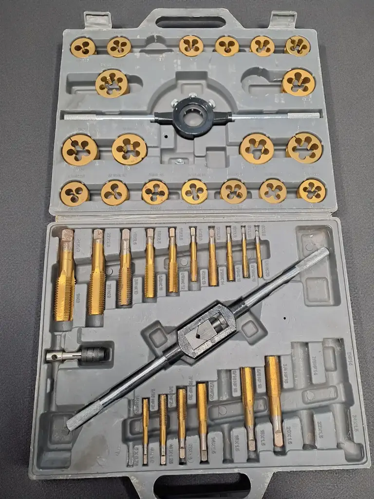 Tap & Die Set