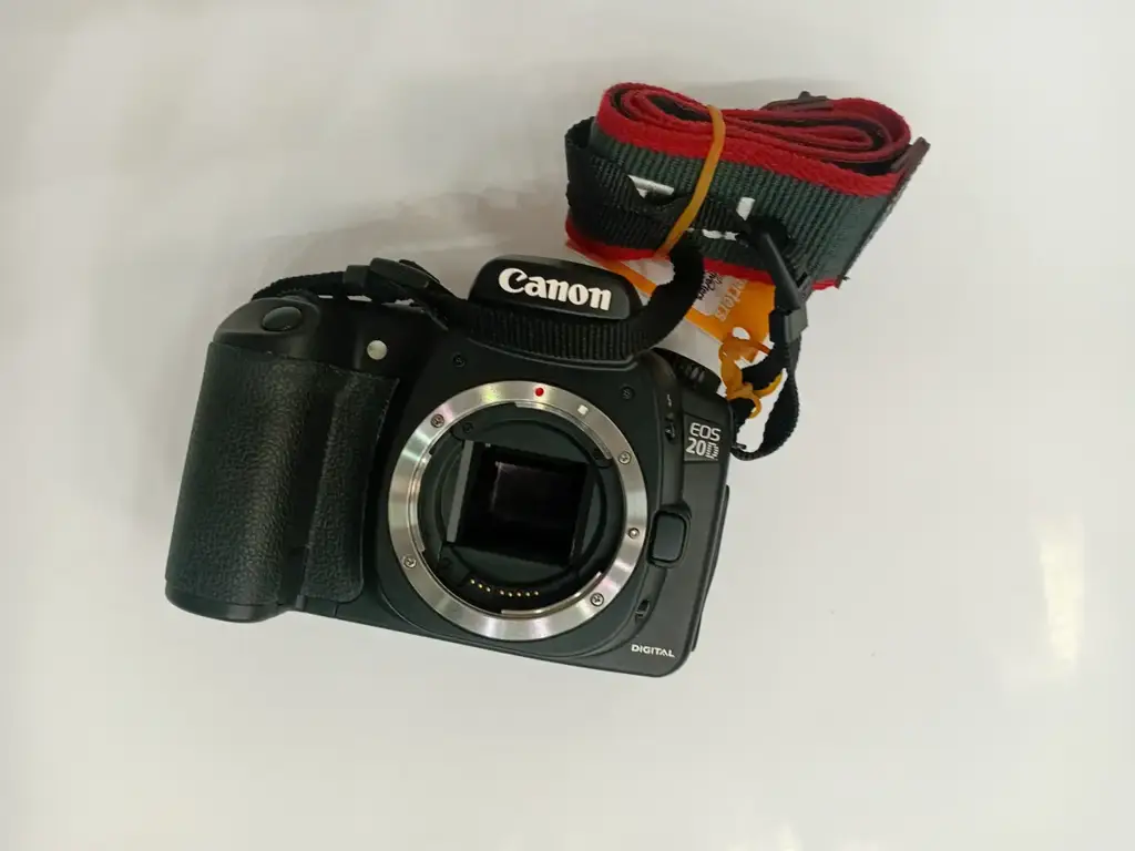 Camera Body Canon Eos 20D - View 3