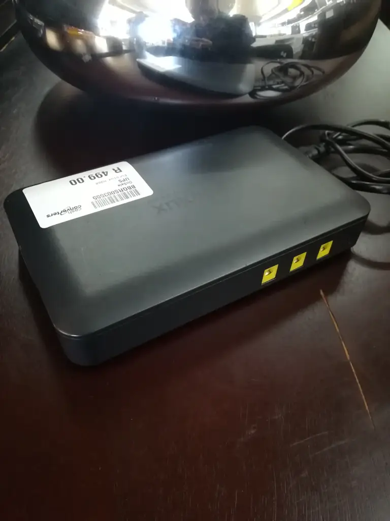Eurolux H300 Ups - View 2
