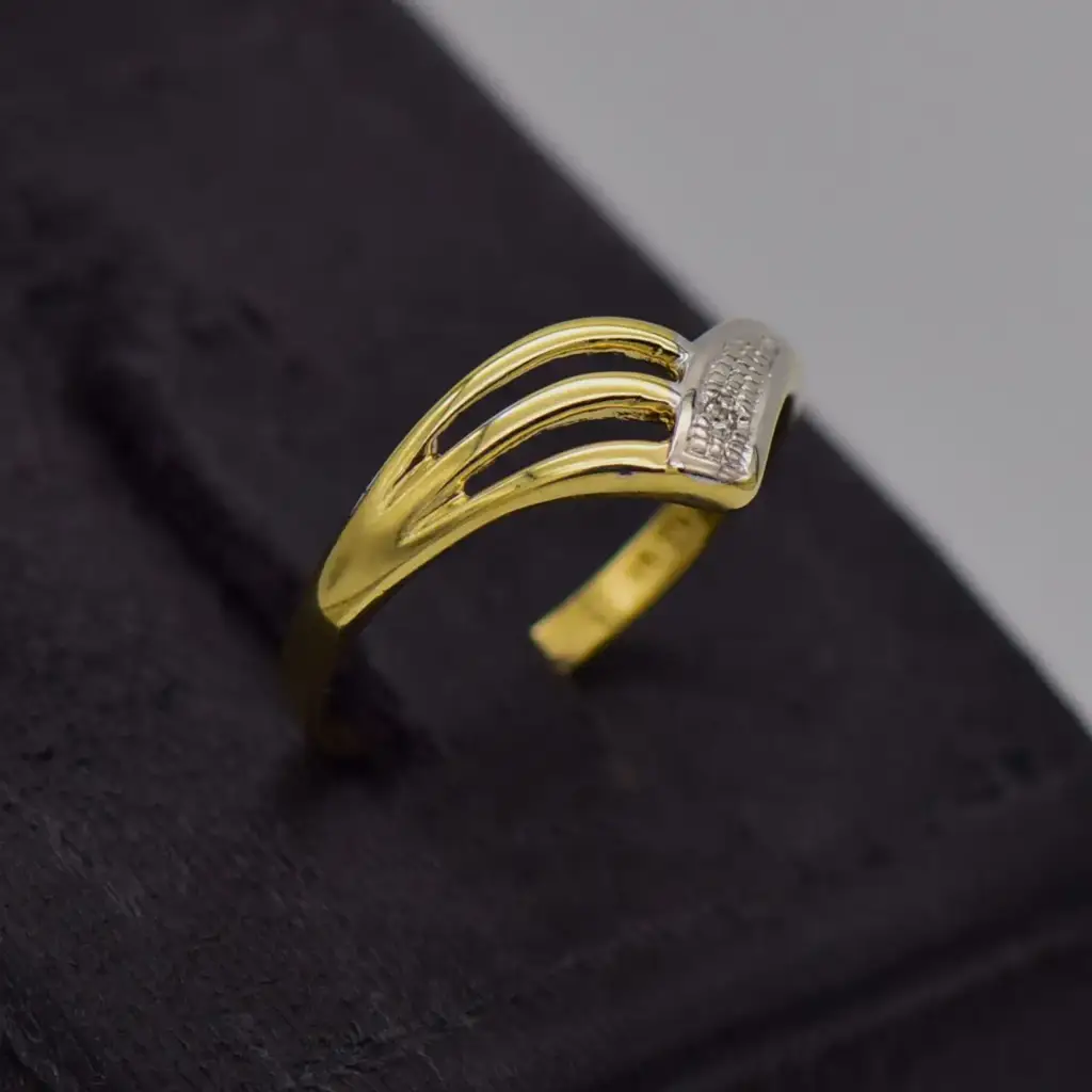 9ct Yellow Gold Dress Ring - View 2