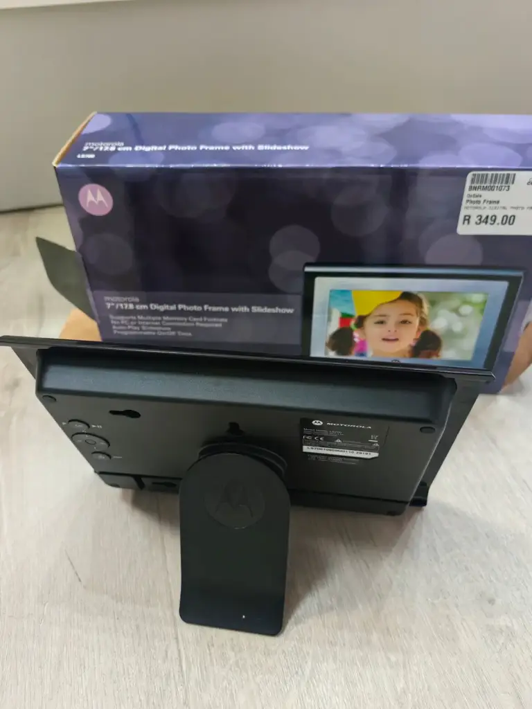 Motorola Digital Photo Frame Ls700 - View 2