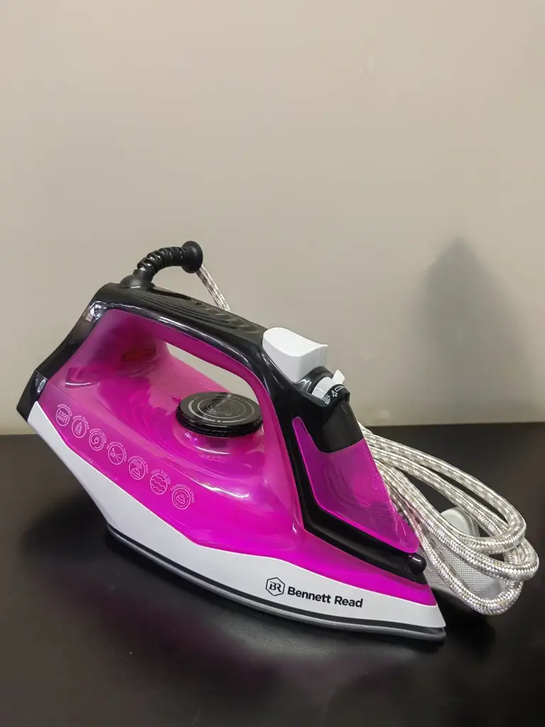 Bennett Read 2200W Powerglide Iron - View 3