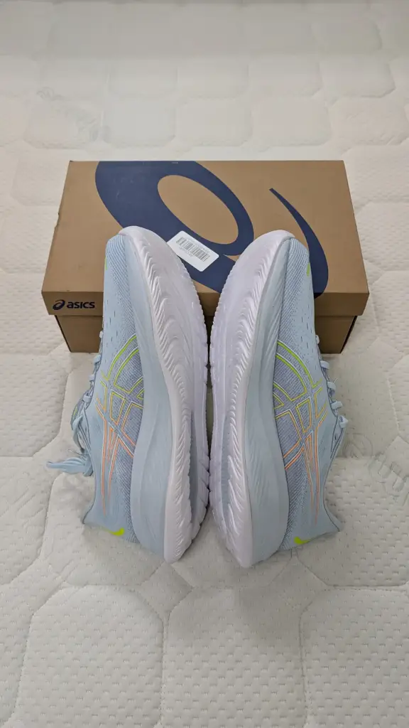 Asics Gel-Cumulus Running Shoes | 26 Road Running - View 3