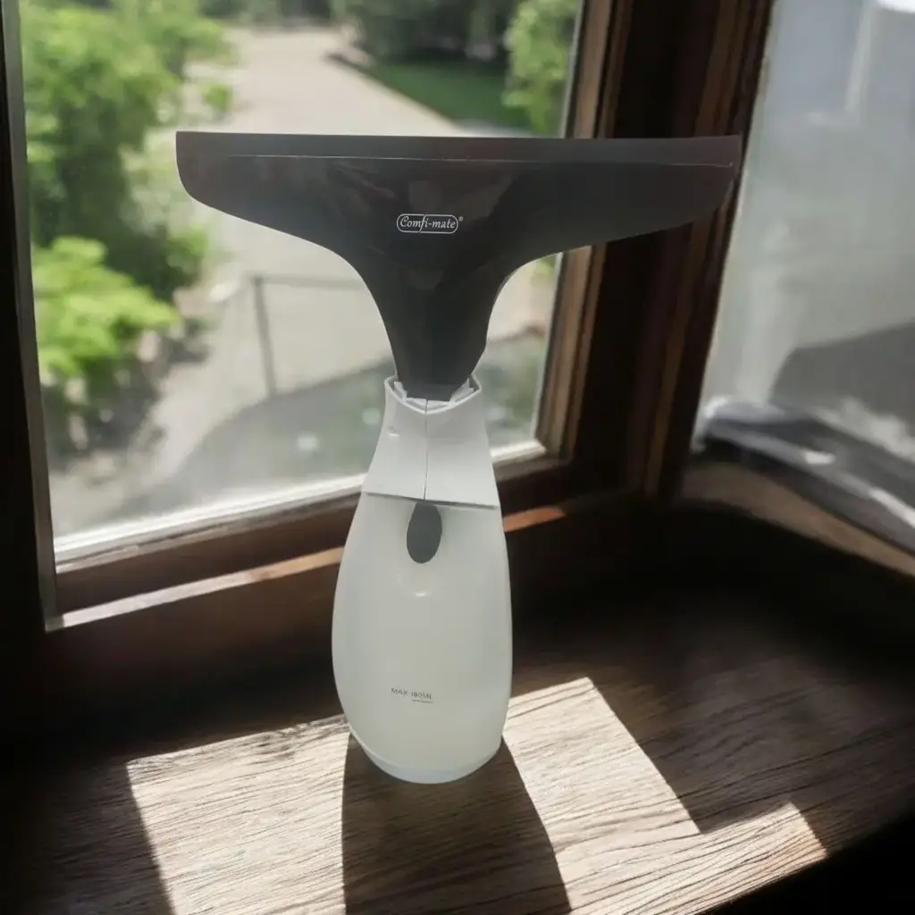 Comfi-Mate Window Cleaner- Pre Owned