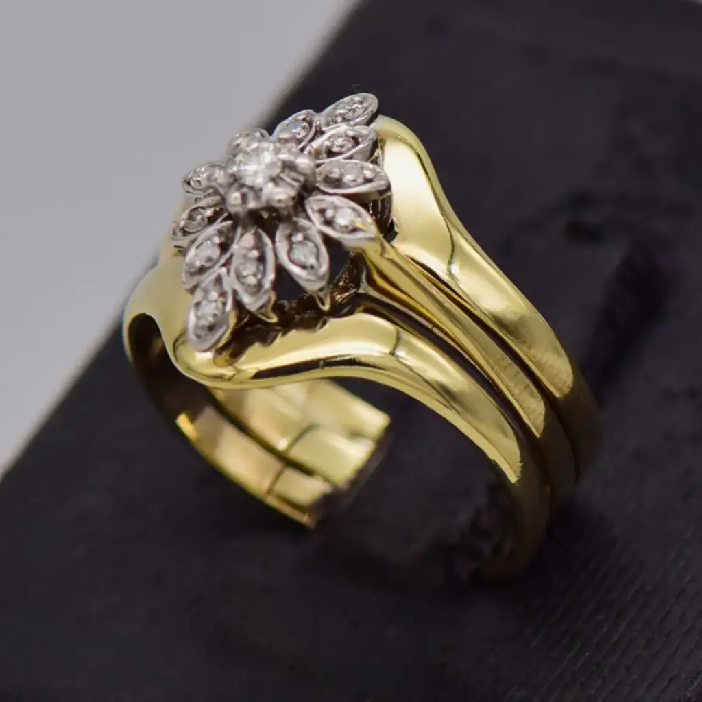 9ct Yellow Gold Wedding Ring Trip Set - View 3