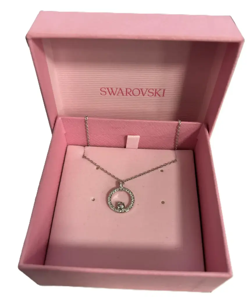 Swarovski Ladies Chain With Pendant