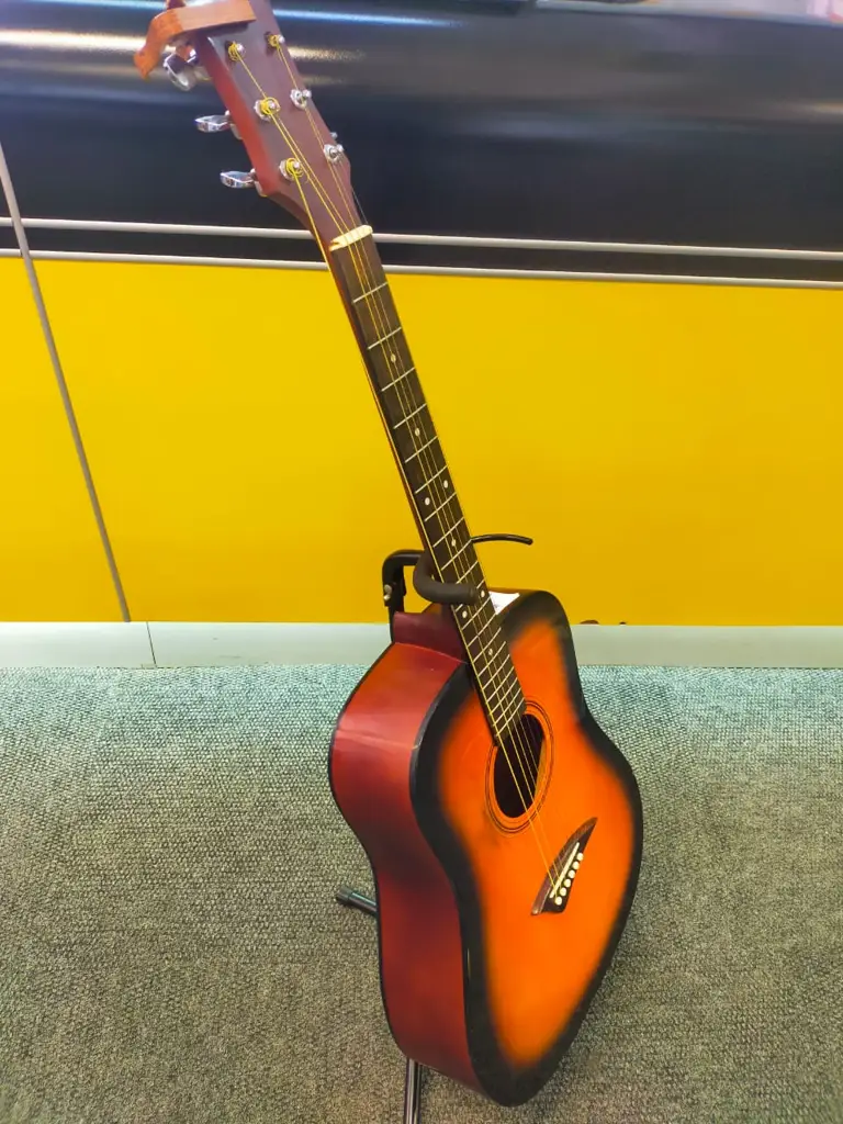 Pearl River D-J100 Generic Acoustic Guitar - View 3