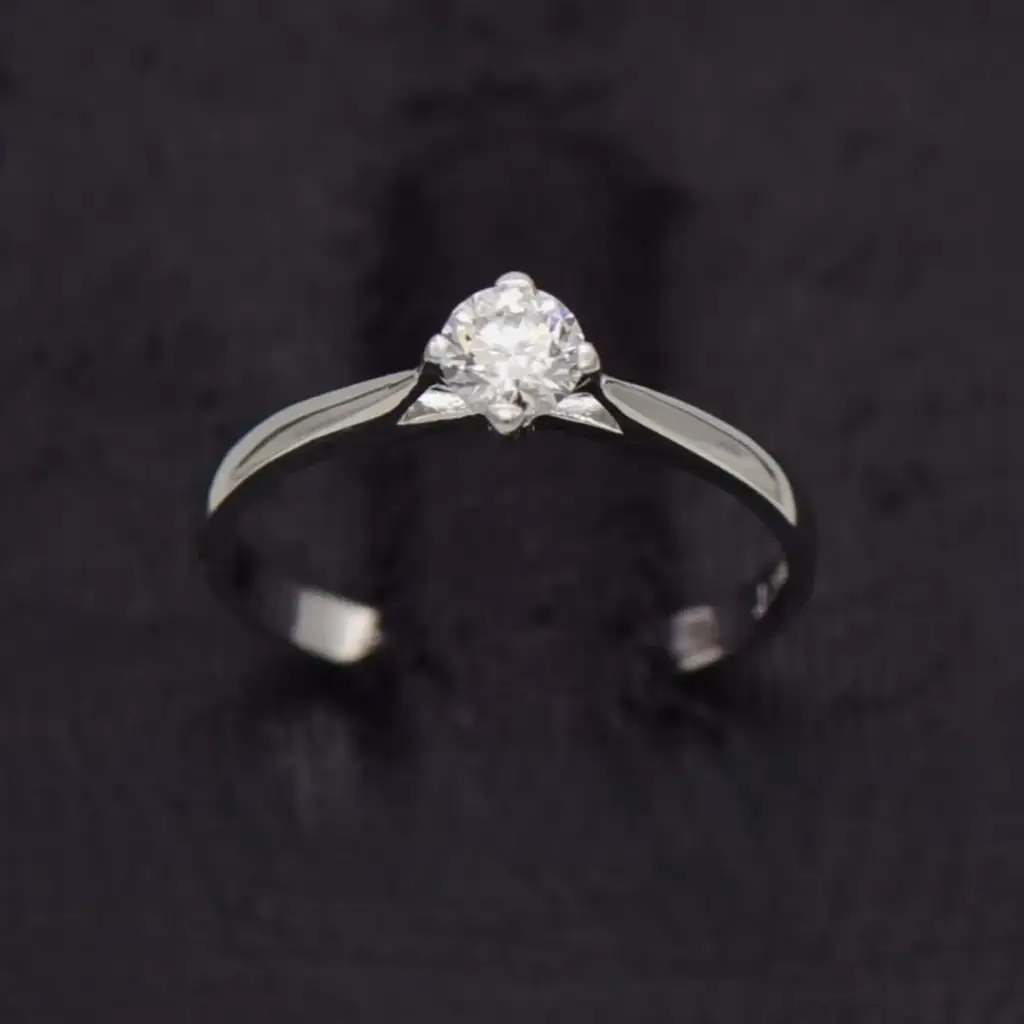18ct White Gold Engagement Ring
