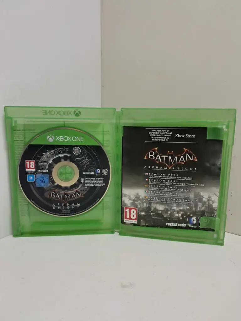 Xbox One Game Disc. Batman Arkham Knight - View 2