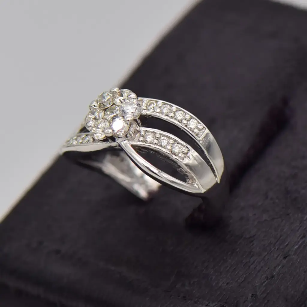 18Ct White Gold Dress Ring - View 3