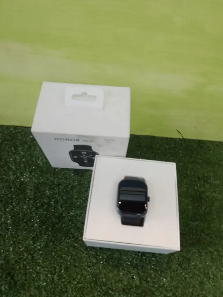 Honor Watch 4 - View 2