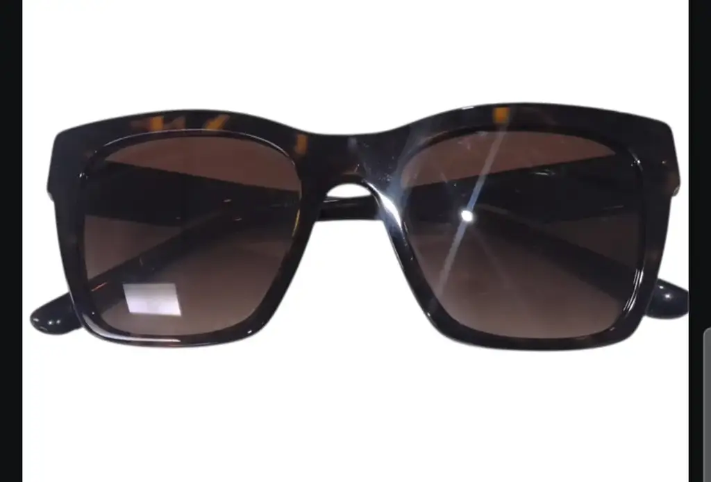 Dolce And Gabbanna Ladies Sunglasses - View 5