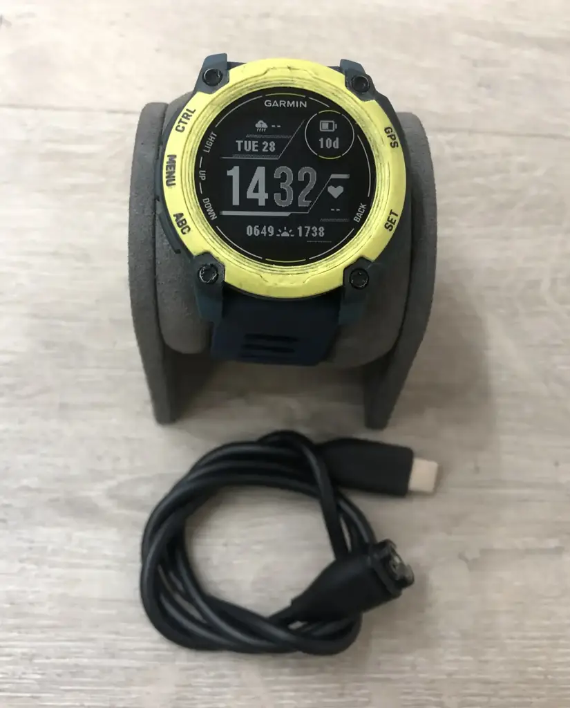 Garmin Instinct E 40Mm (Model A04880)