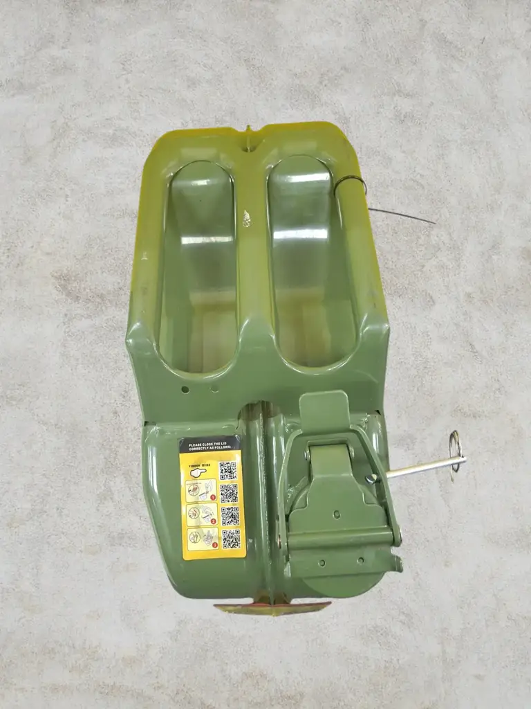 Jerry Can - View 3