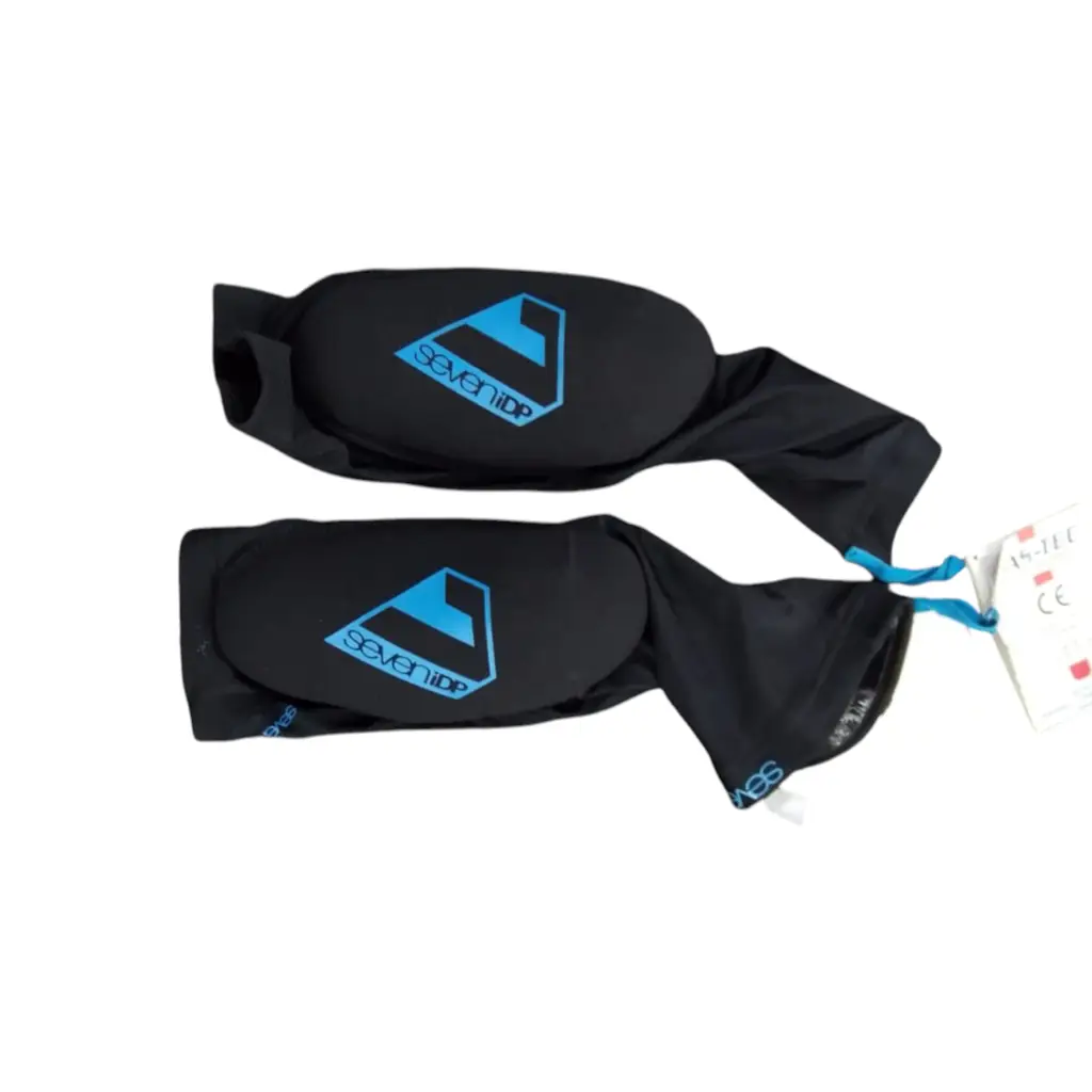 7Idp (Seven Protection) Sam Hill Signature Knee Pads.