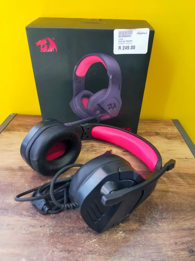 Redragon Theseus Gaming Headphones - View 5