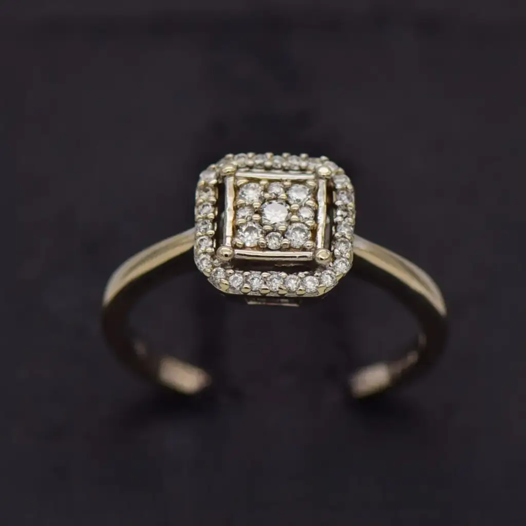 18ct White Gold Halo Ring